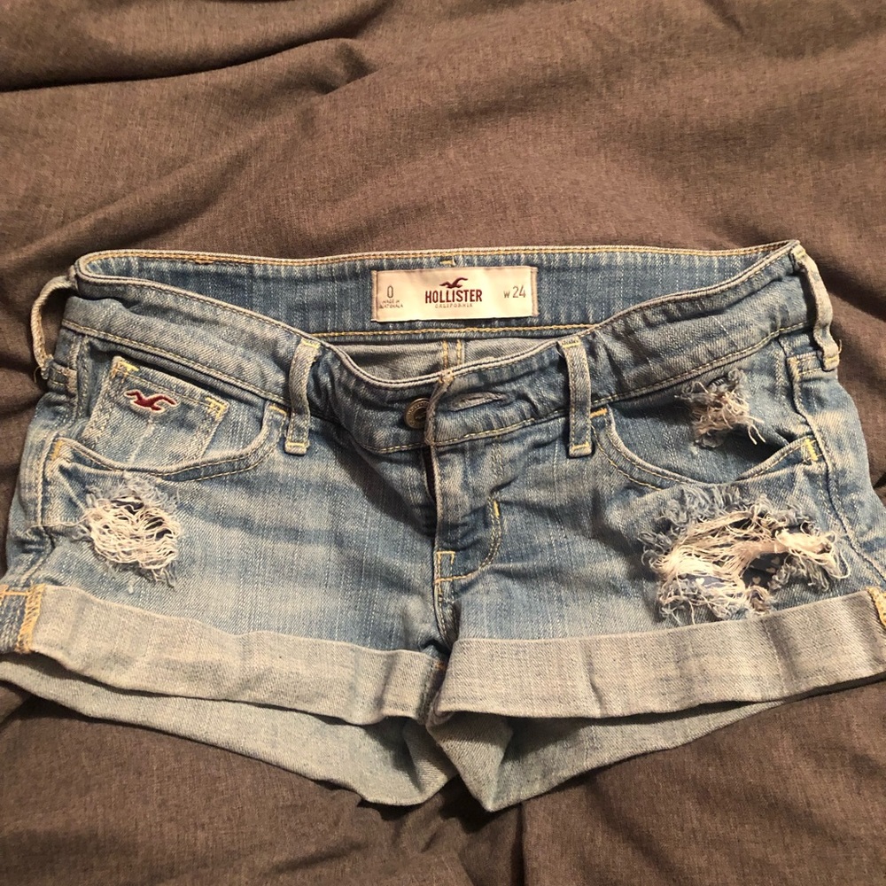 Women’s Hollister shorts